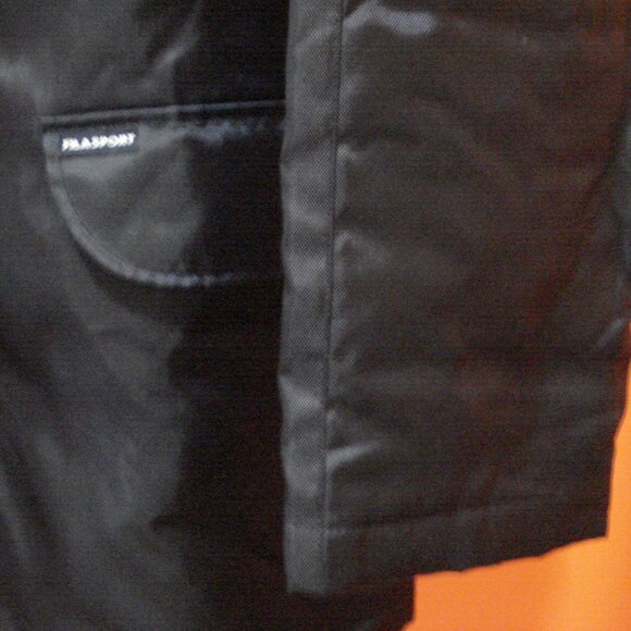 Vintage Men's Fila Sport Winter Jacket with Hoodie. - Picture 7 of 13